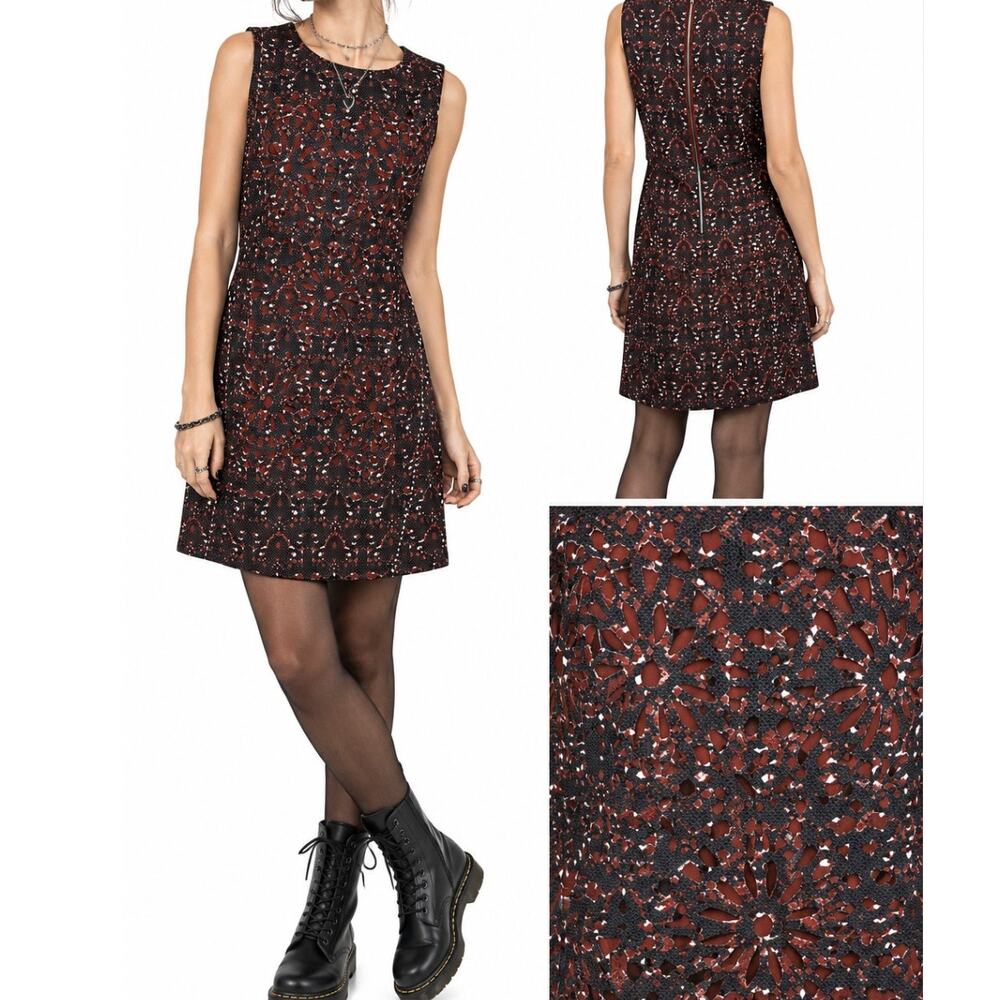 McGinn Laser Cut Floral Sheath Dress Red Black Sleeveless Cocktail Dark Romantic